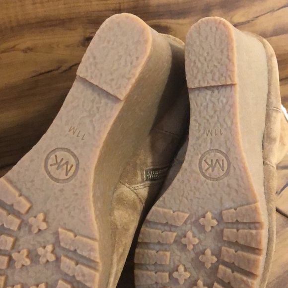 Michael kors Rory Faux Shearling Booties - Picture 7 of 11